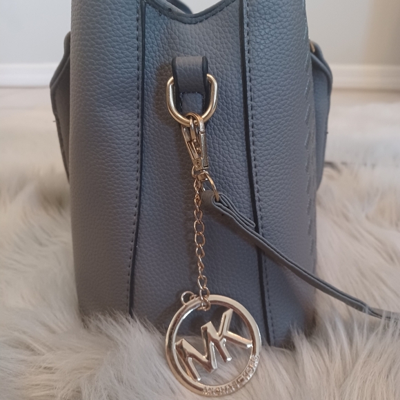 SOLD M - Gray Fashion Satchel Purse Handbag - Picture 6 of 11